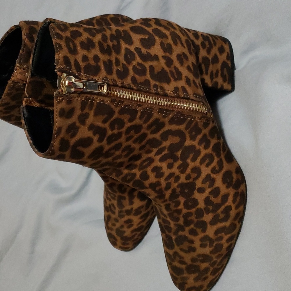 Massing leopard boot - Picture 3 of 4